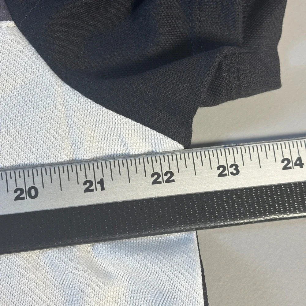Calvin Klein Men's‎ Large Black White Gray Polo Shirt Quick Drying Wicking NWT